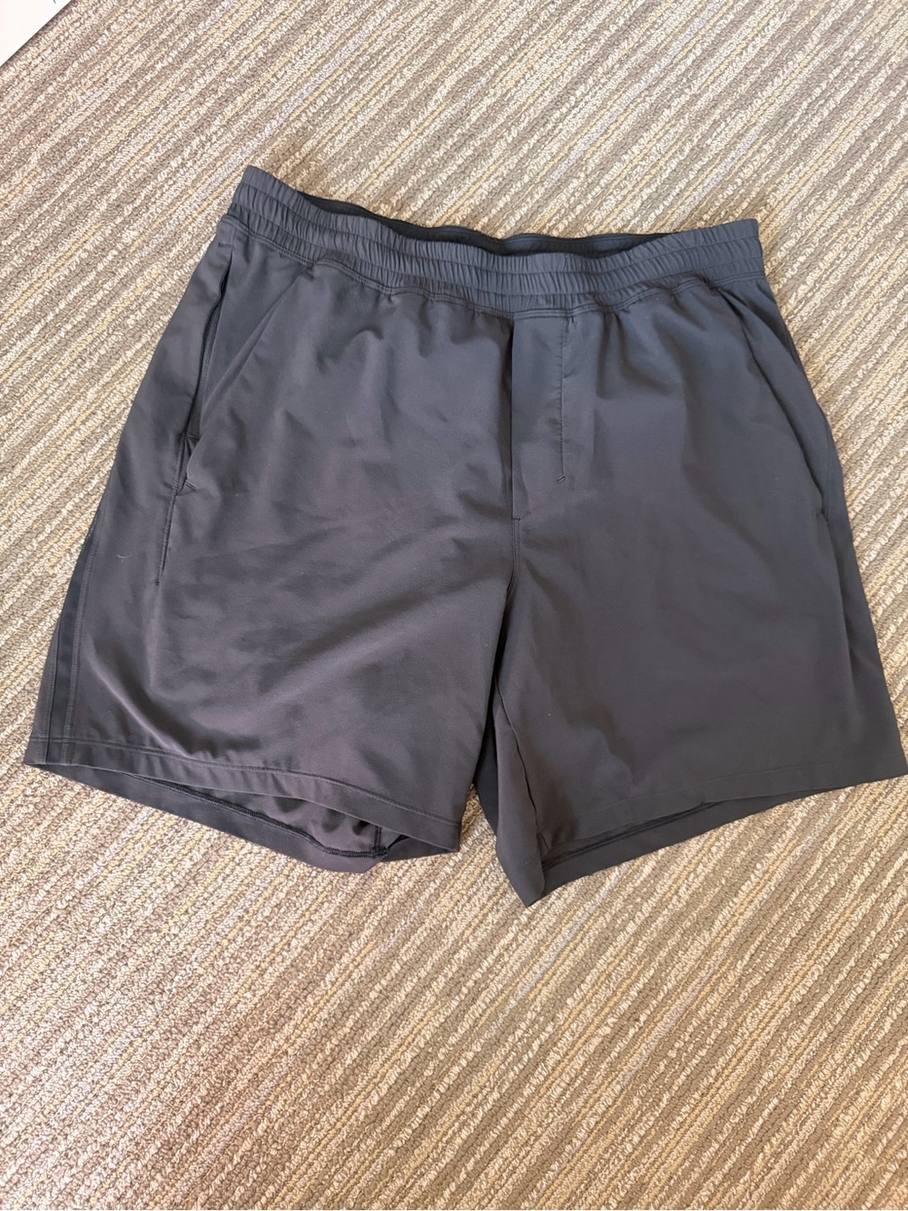 Lululemon Pace Breaker Shorts Men’s Large Black Lined 7” Running Training Gym